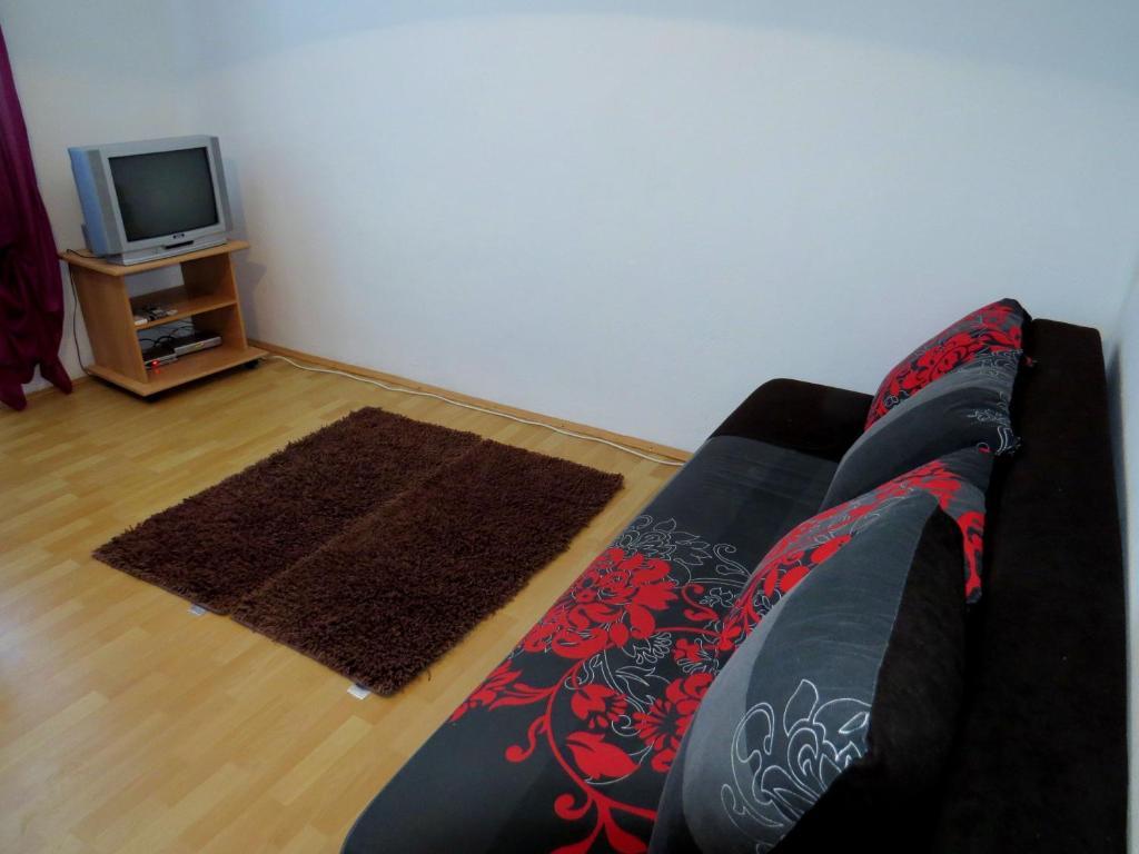 Apartments Roko Tisno Exterior photo